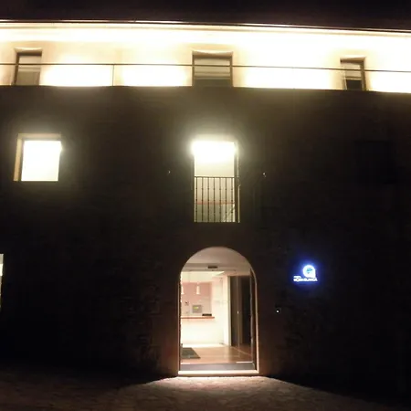 Dona Blanca 2* Siguença